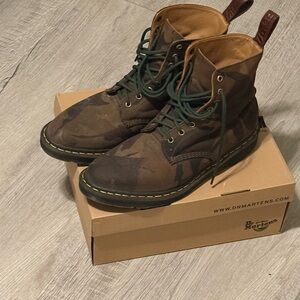 Dr. Martens Men's Brown Camouflage Boots